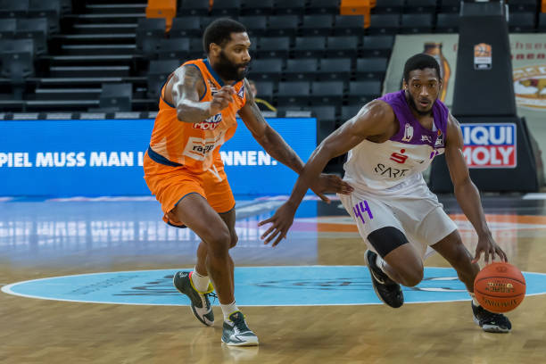 而降低薪资 而降低薪资