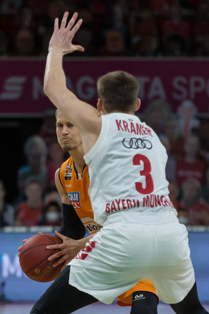 该队在防守 该队在防守