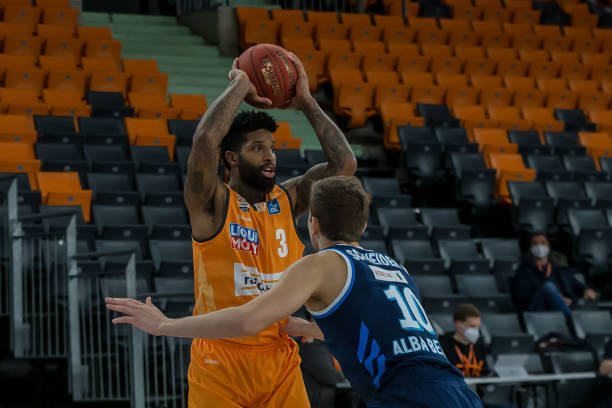 临的重大挑 临的重大挑